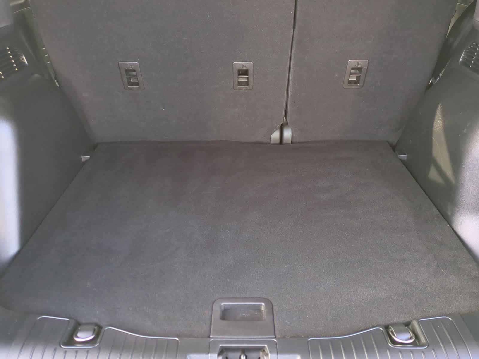 Thumbnail: 2023 Ford Escape - 32