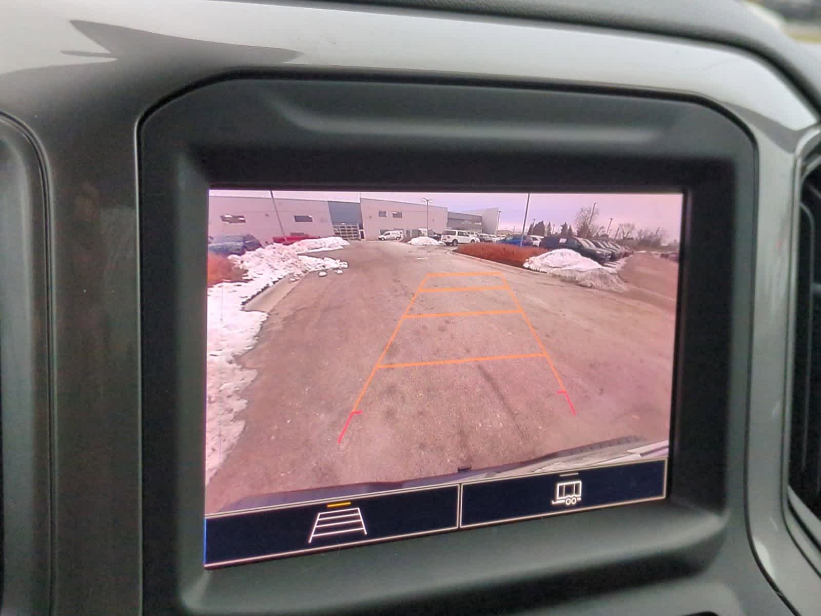 Thumbnail: 2022 Chevrolet Silverado 1500 - 27