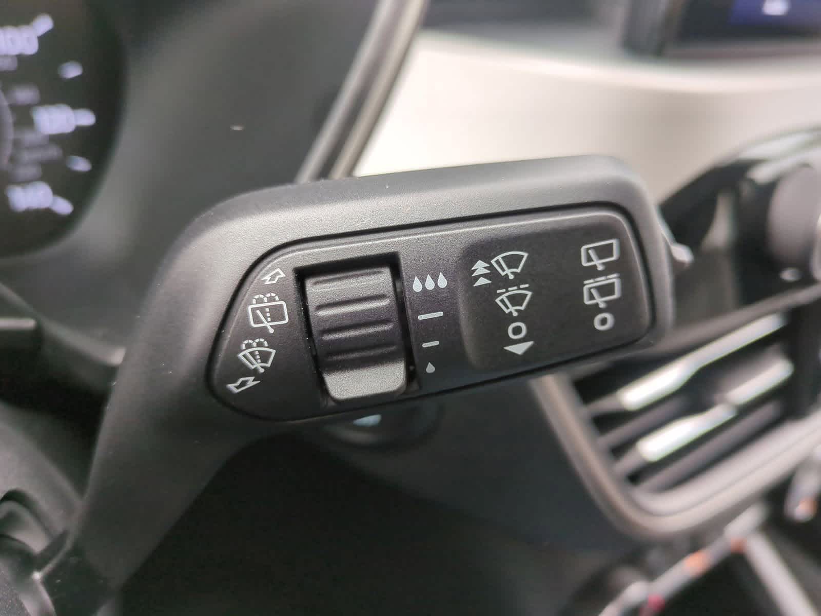 Thumbnail: 2021 Ford Escape - 25