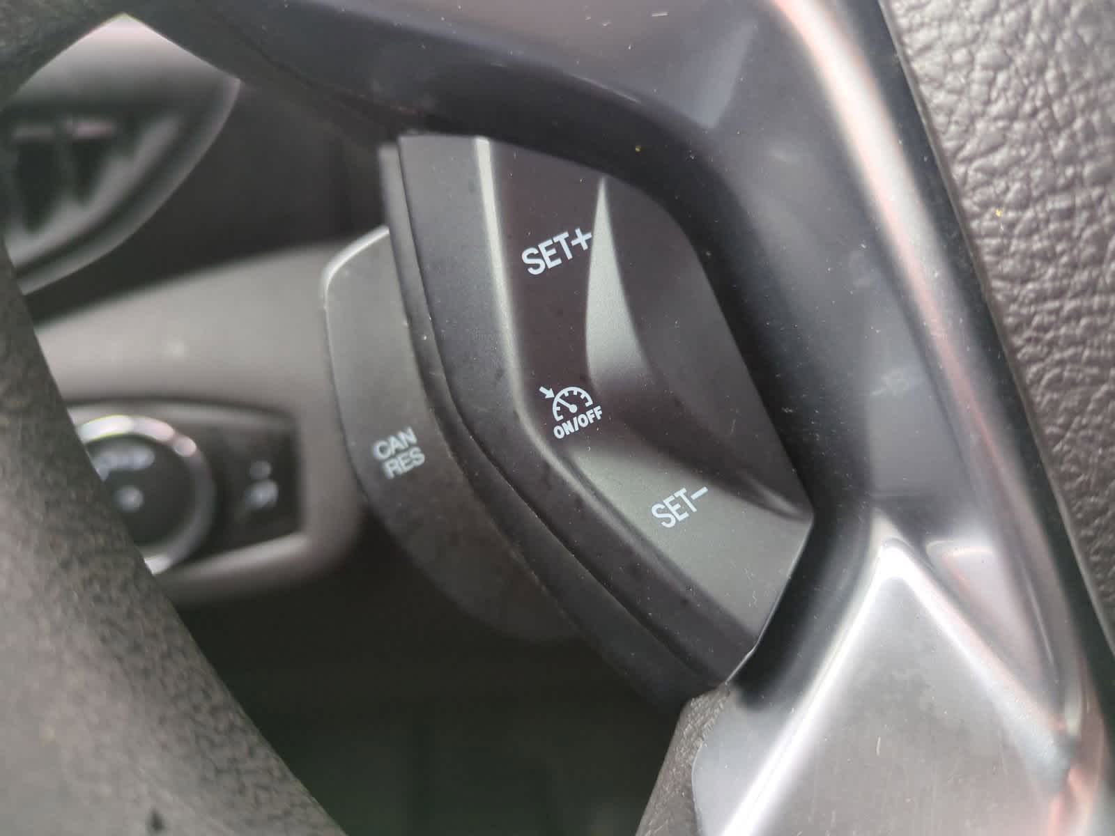 Thumbnail: 2014 Ford Transit Series - 17