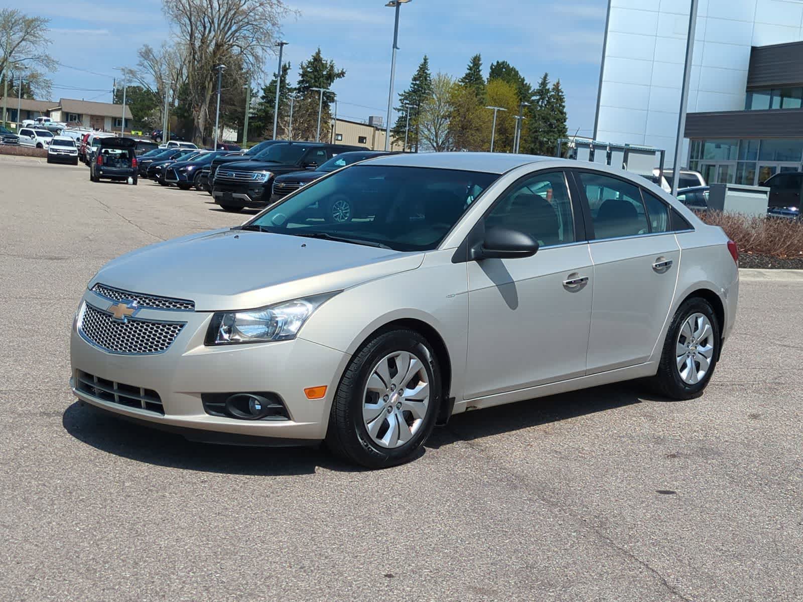 Thumbnail: 2012 Chevrolet Cruze - 4