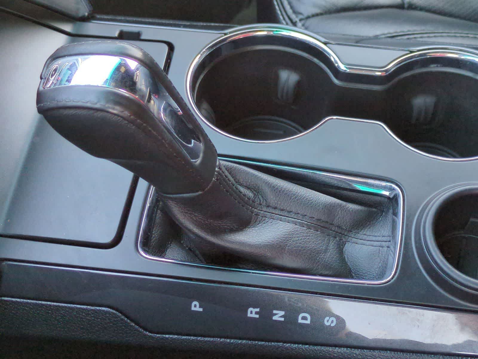Thumbnail: 2016 Ford Explorer - 31