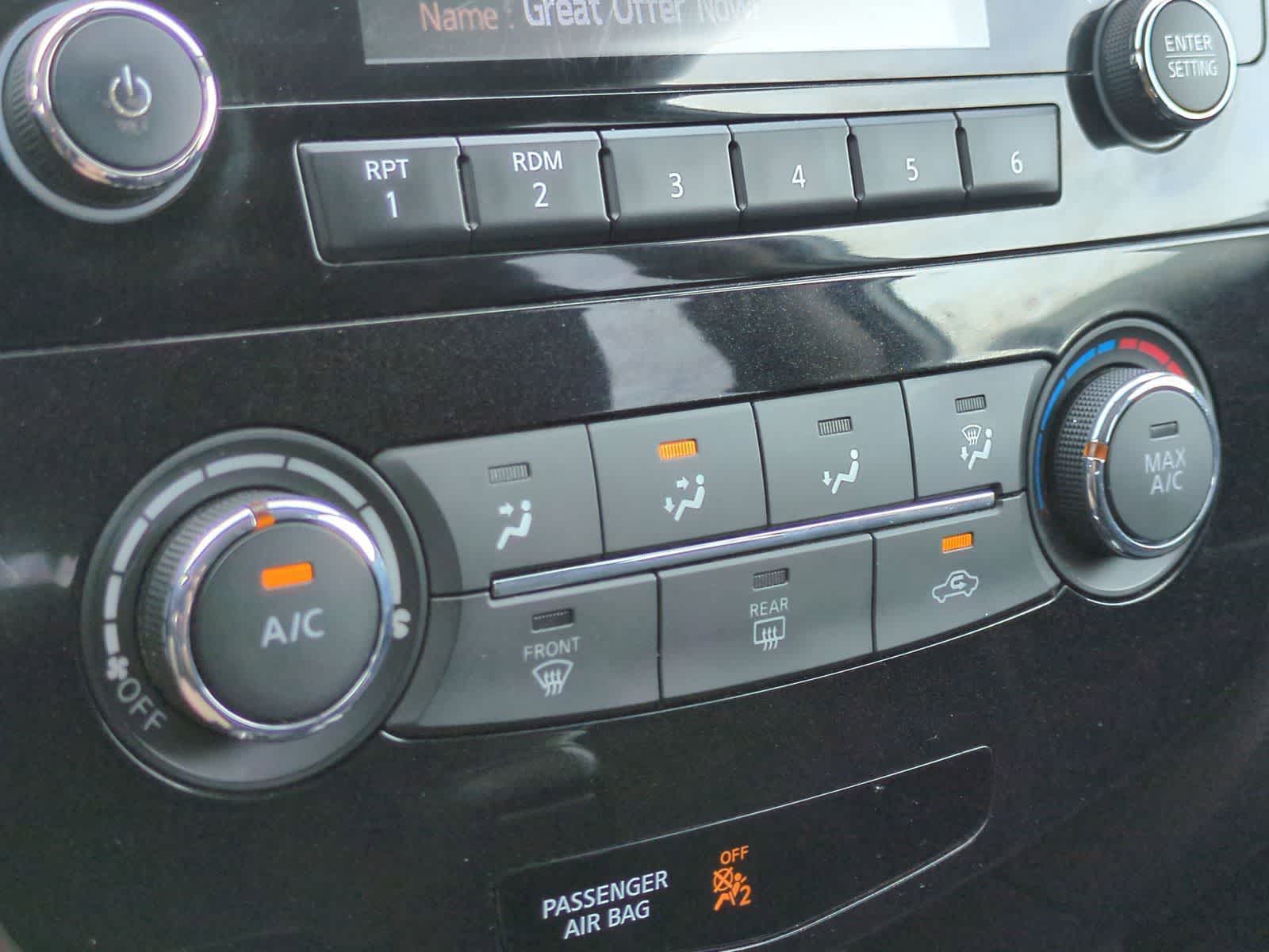 Thumbnail: 2015 Nissan Rogue - 30