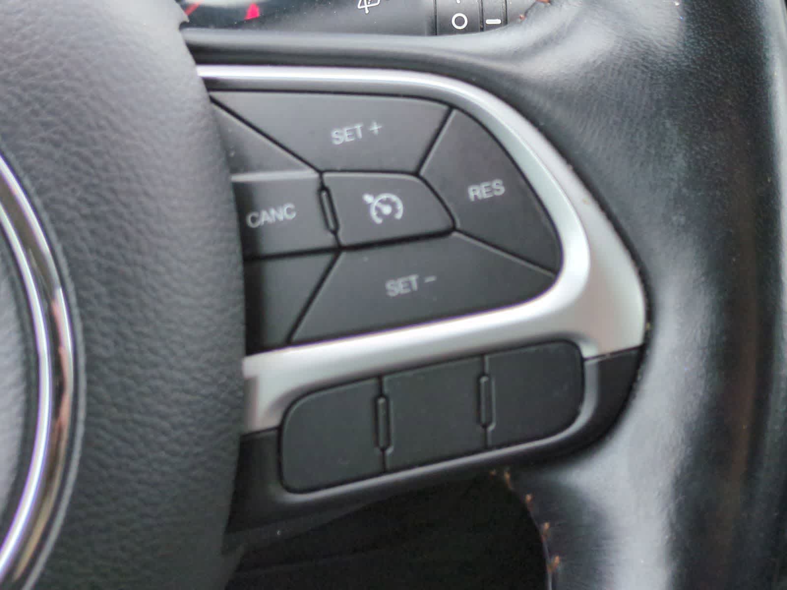 Thumbnail: 2021 Jeep Compass - 24