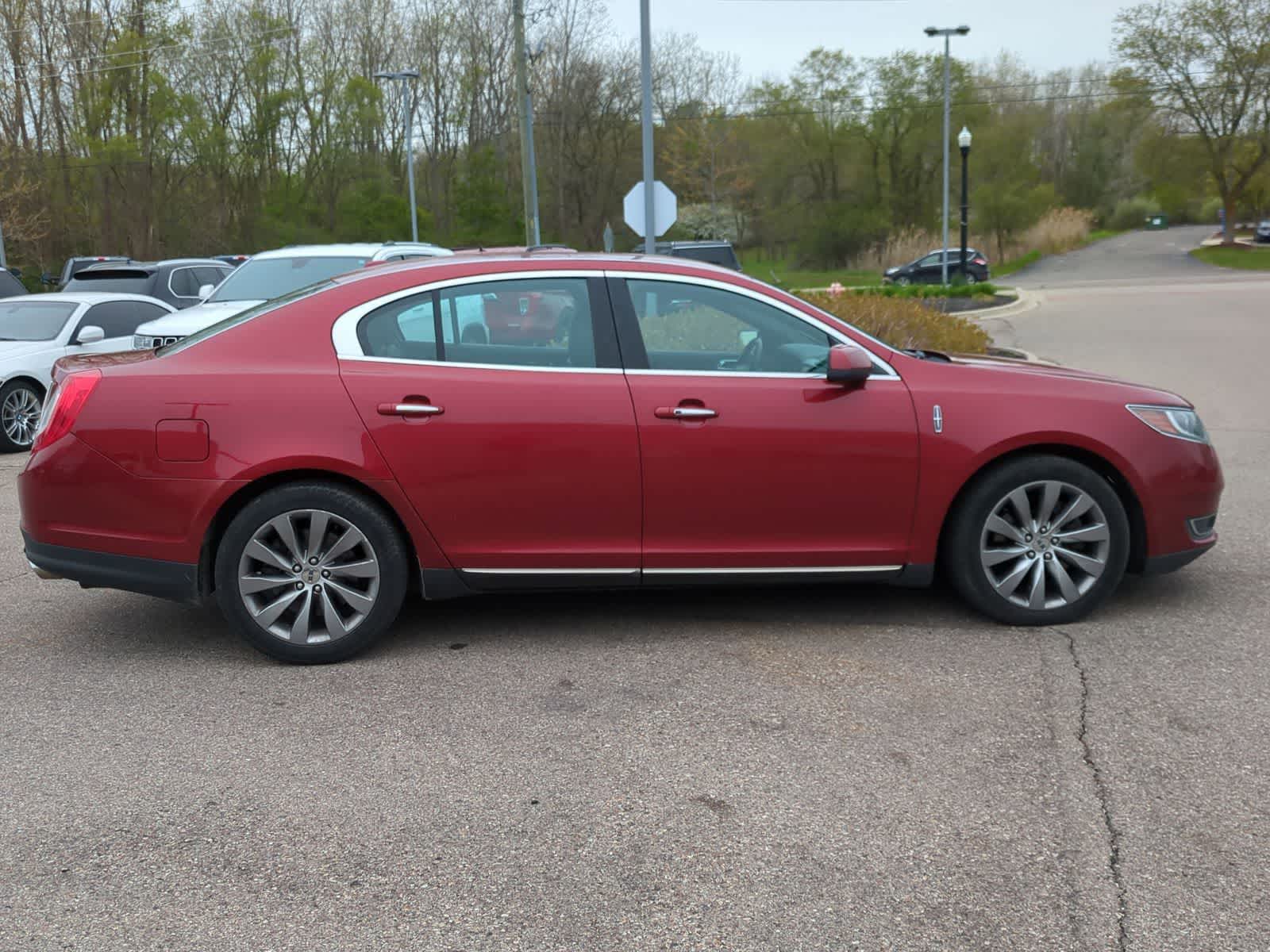 Thumbnail: 2013 Lincoln MKS - 9