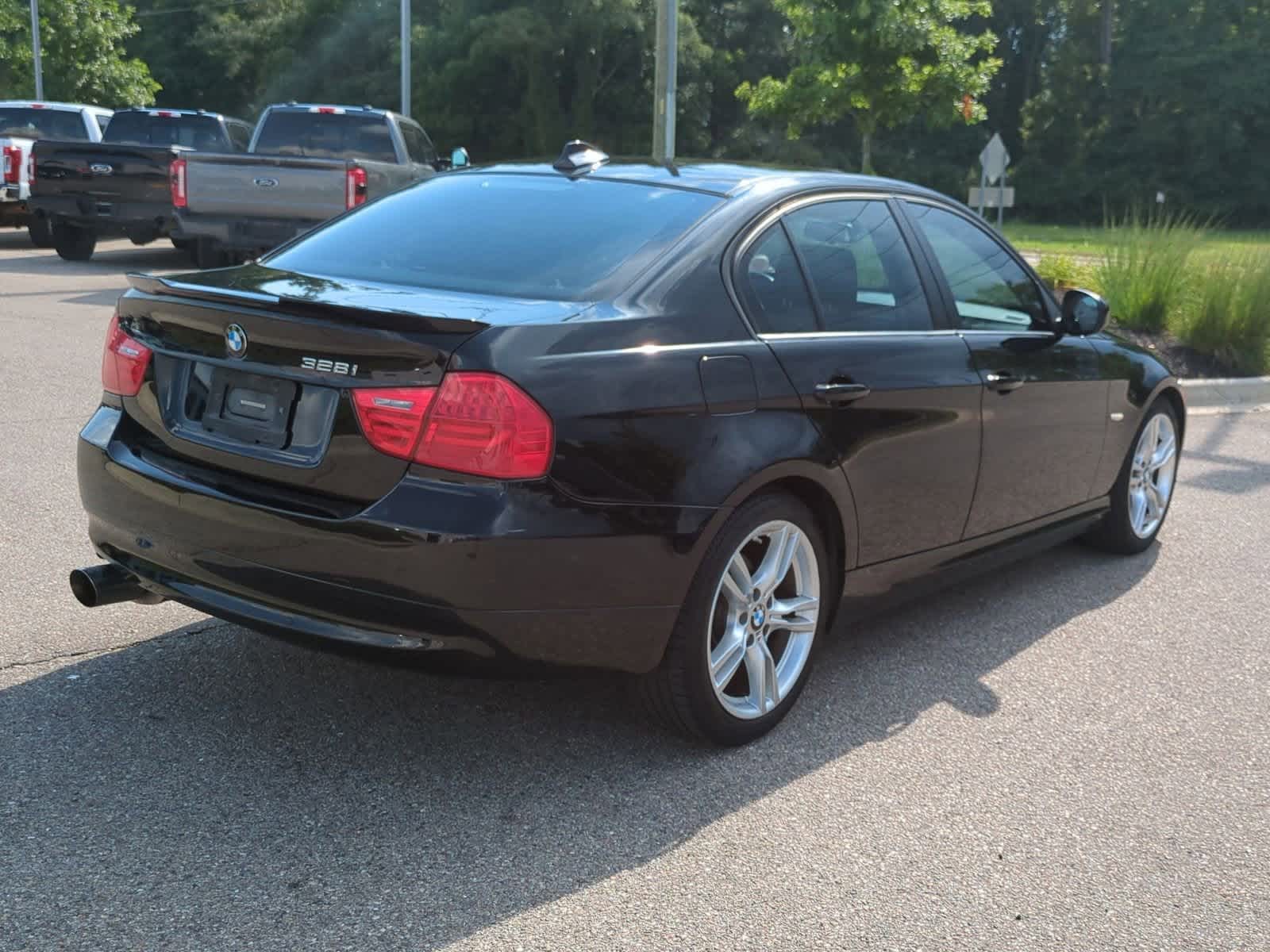 Thumbnail: 2009 BMW 3 Series - 8