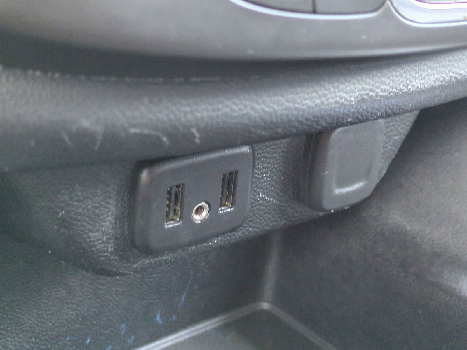 Thumbnail: 2018 Chevrolet Traverse - 30