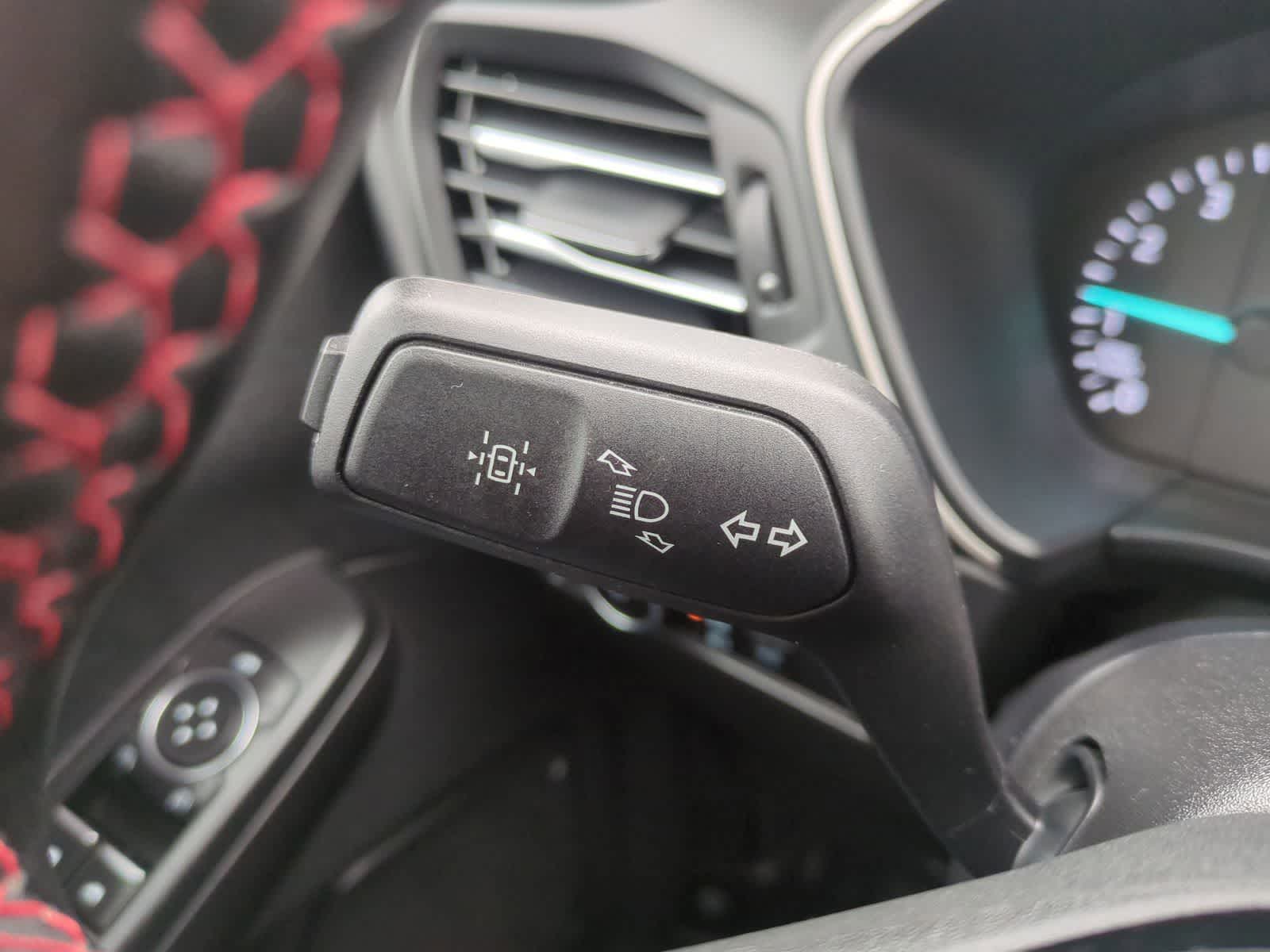 Thumbnail: 2022 Ford Escape - 28