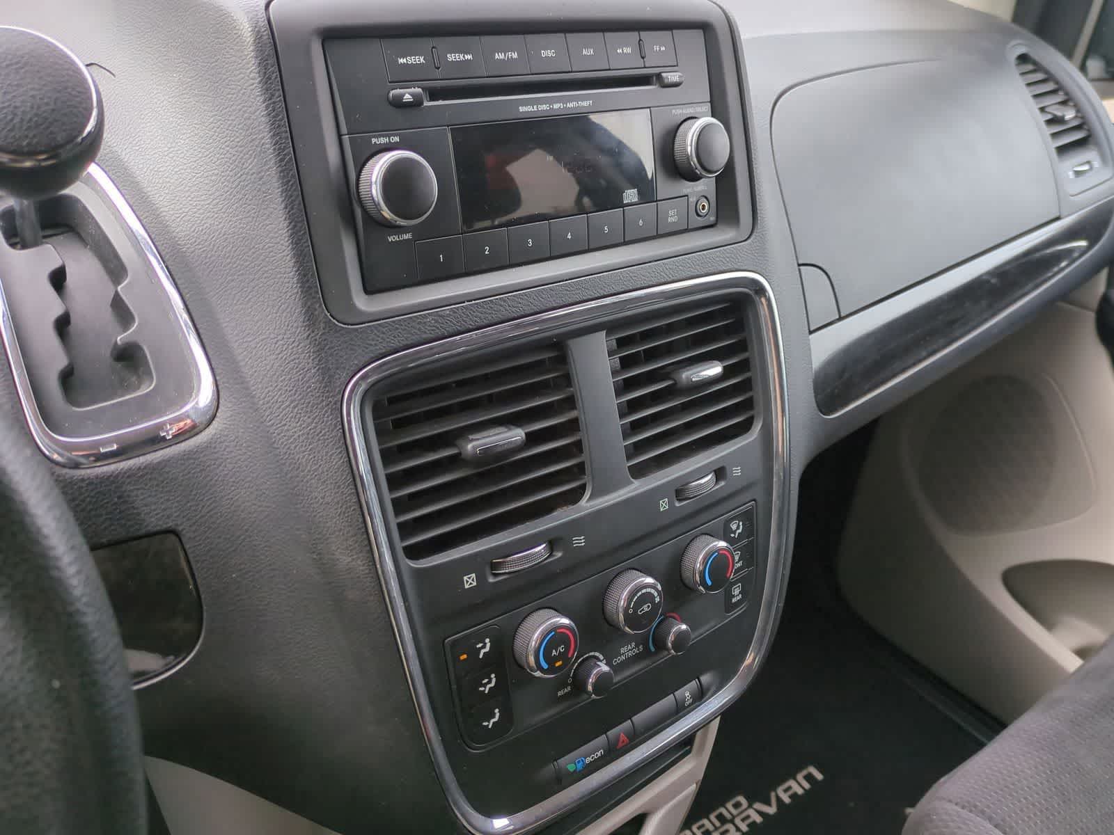 Thumbnail: 2013 Dodge Grand Caravan - 27