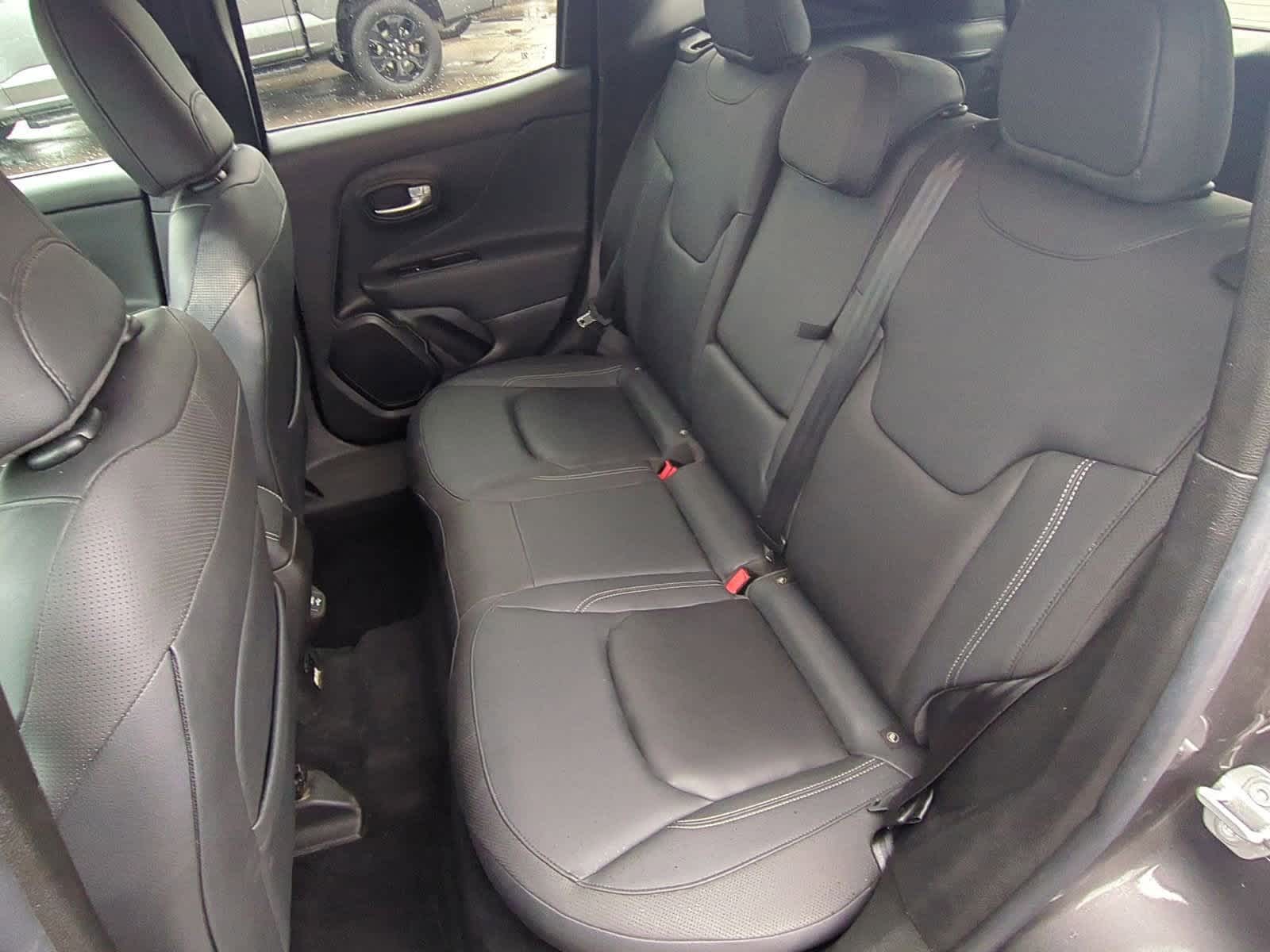 Thumbnail: 2021 Jeep Renegade - 18