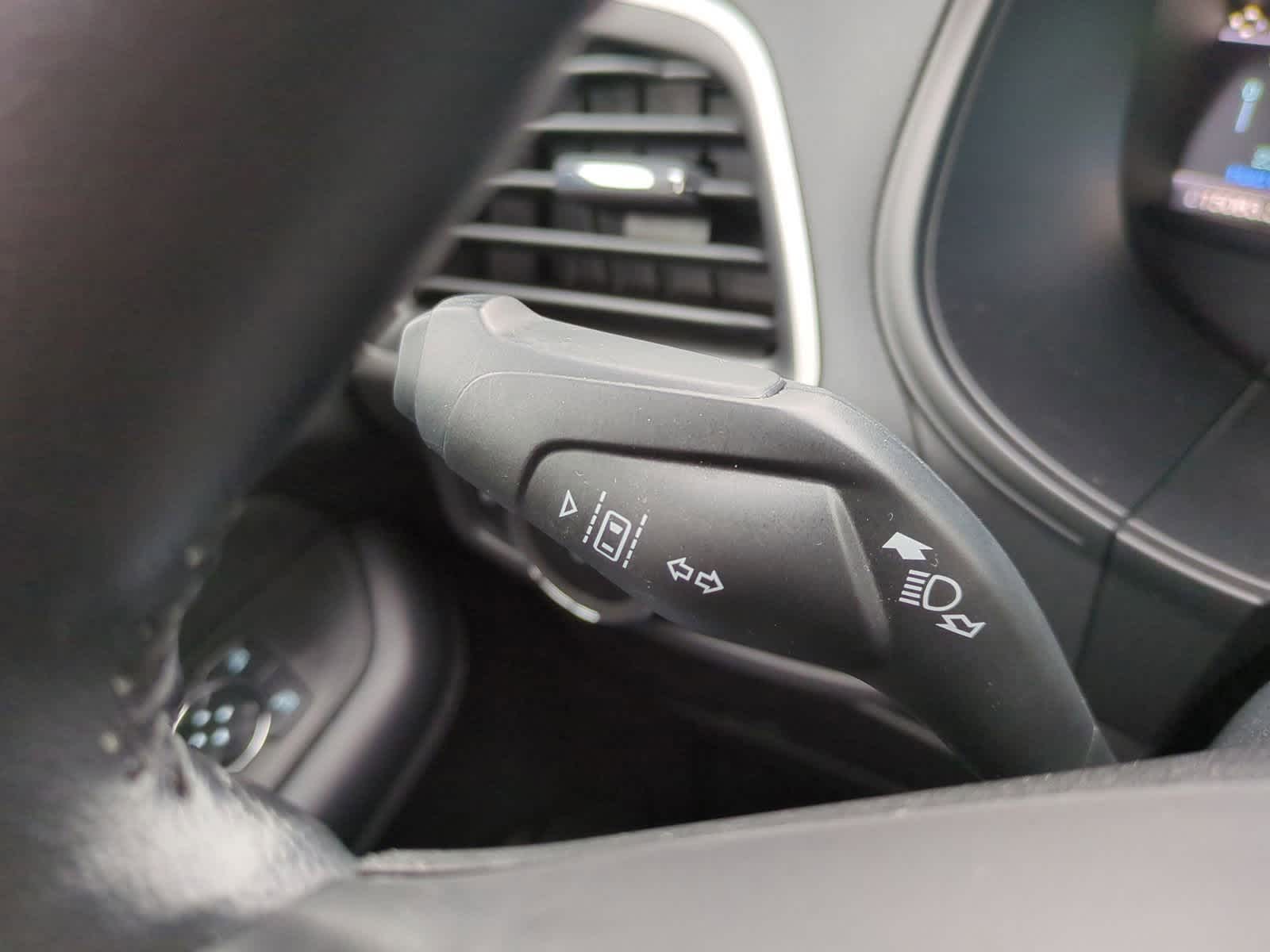 Thumbnail: 2023 Ford Edge - 26