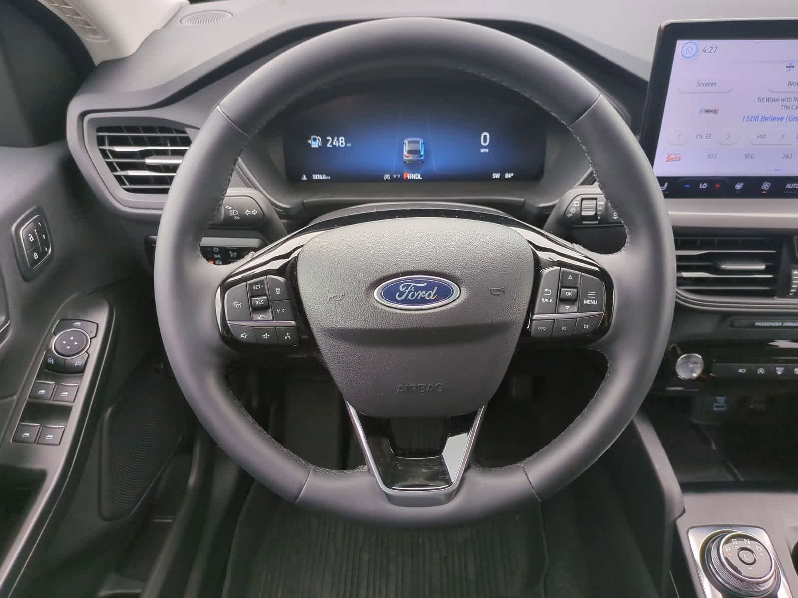 Thumbnail: 2023 Ford Escape - 22