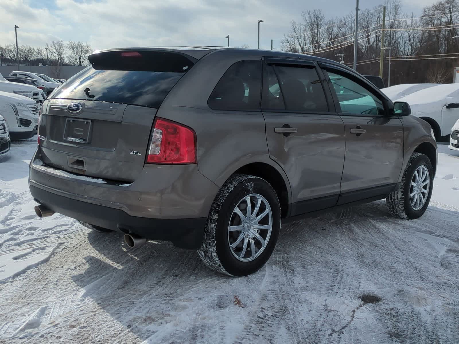 Thumbnail: 2013 Ford Edge - 8