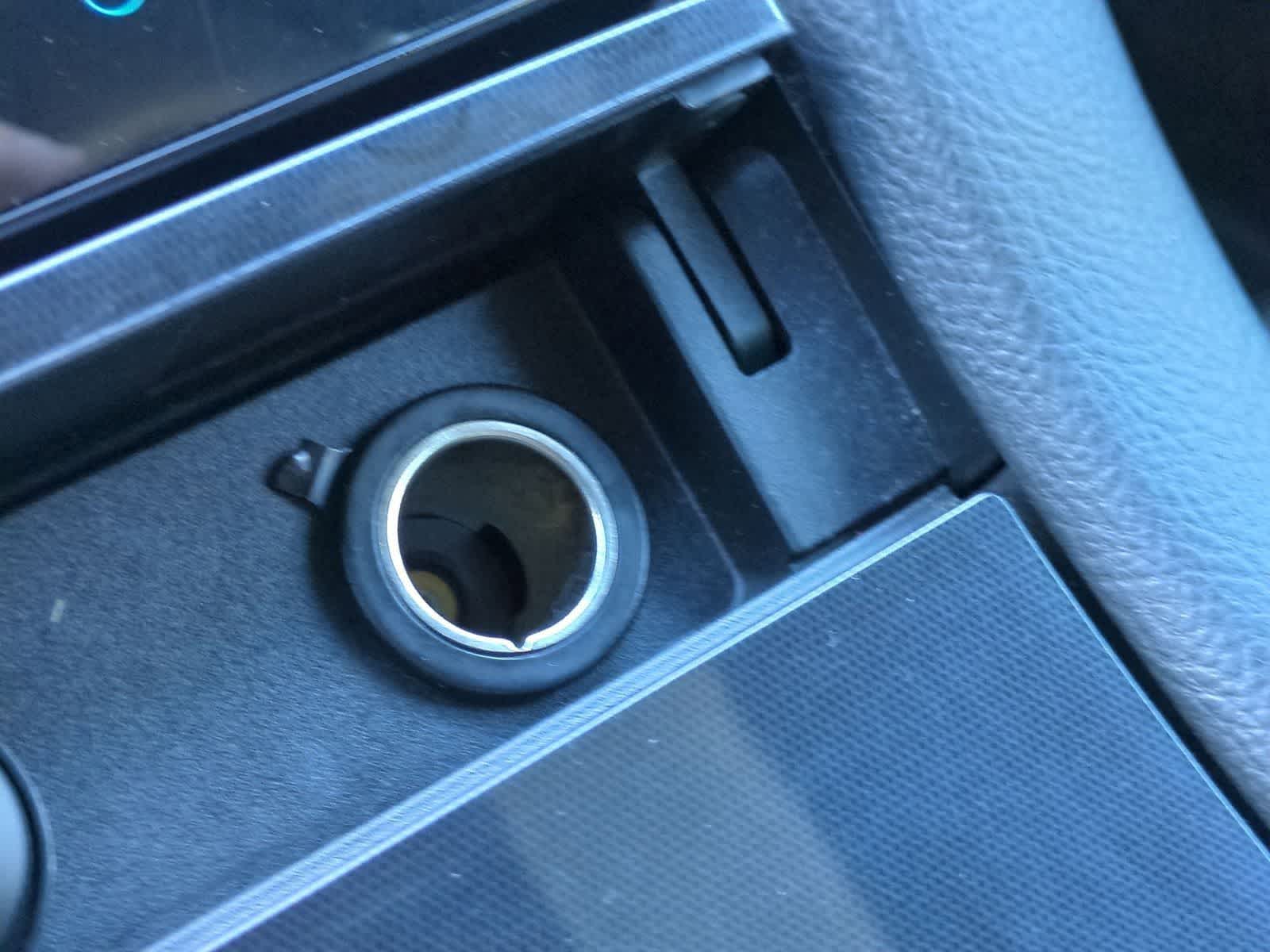 Thumbnail: 2015 Ford Taurus - 33