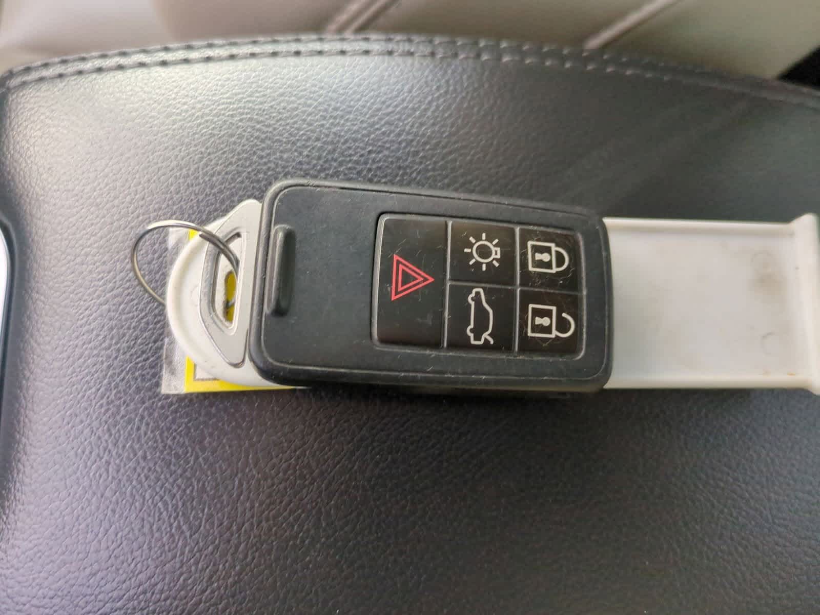 Thumbnail: 2017 Volvo S60 - 35