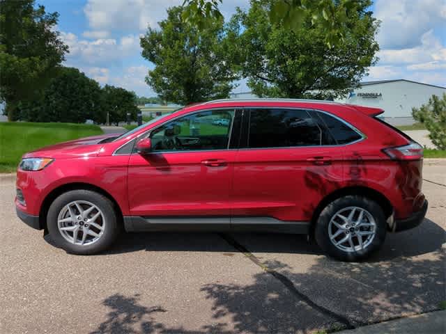 2024 Ford Edge SEL 2