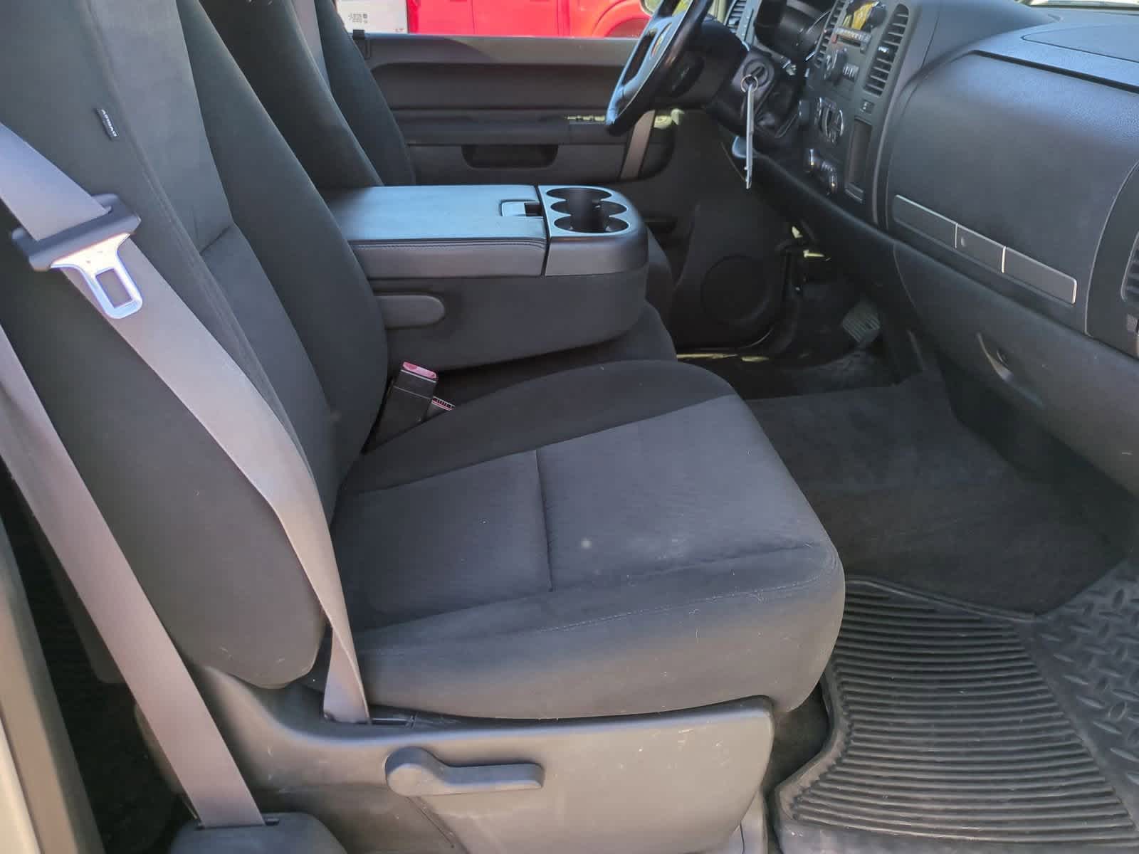 Thumbnail: 2011 Chevrolet Silverado 1500 - 21