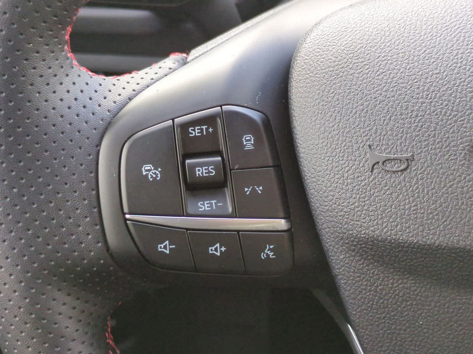 Thumbnail: 2024 Ford Escape - 23