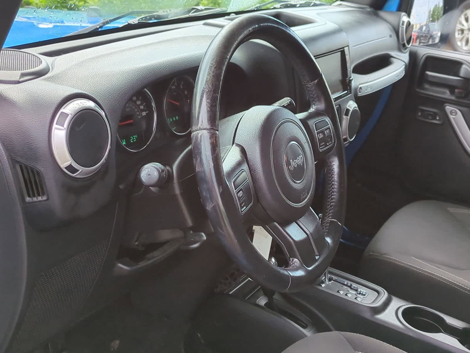 Thumbnail: 2016 Jeep Wrangler - 10
