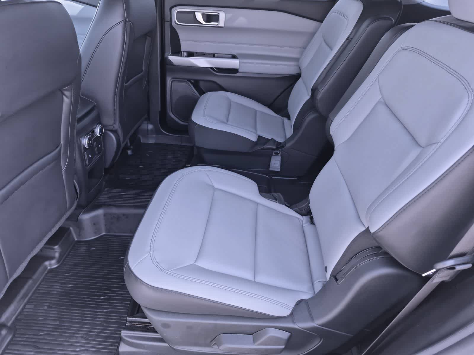 Thumbnail: 2021 Ford Explorer - 19