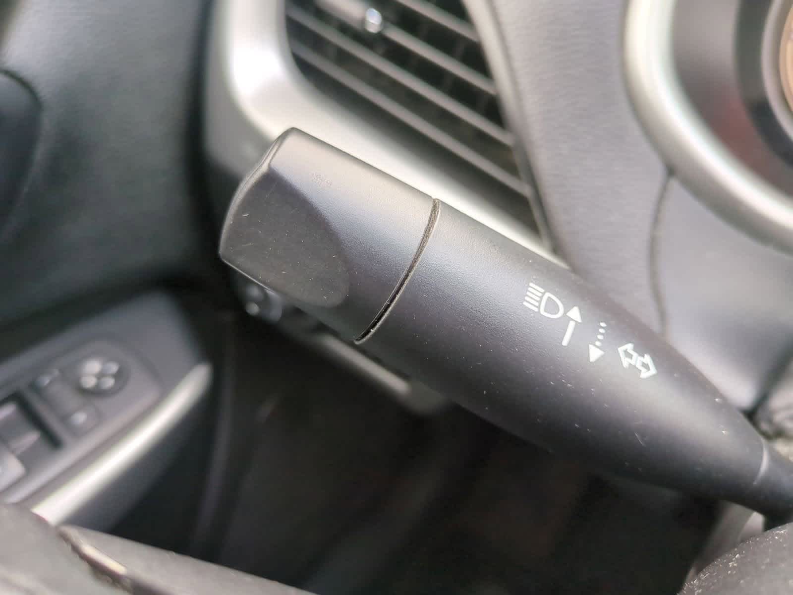 Thumbnail: 2017 Jeep Cherokee - 26