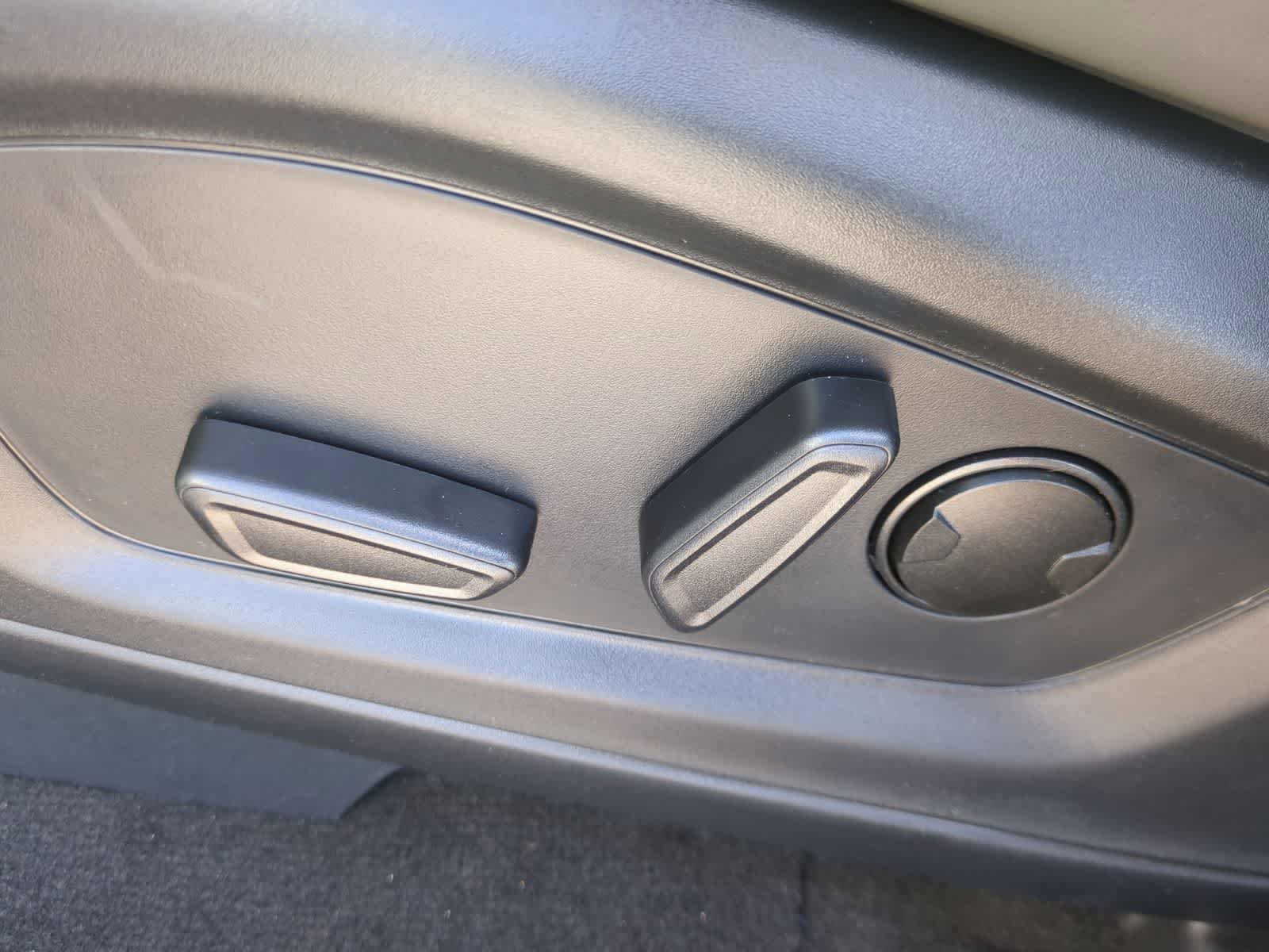 Thumbnail: 2026 Ford Explorer - 17