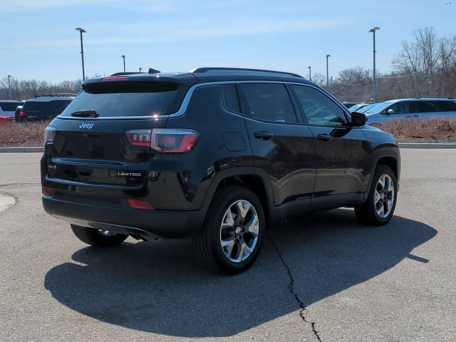 Thumbnail: 2020 Jeep Compass - 8