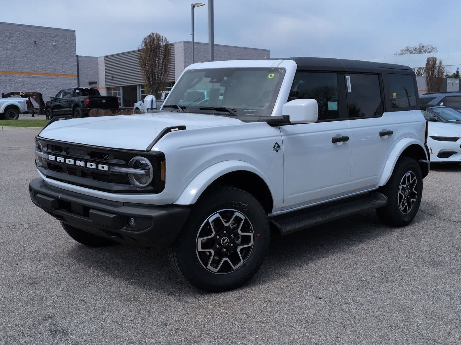 2026 Ford Bronco Outer Banks -
                  Waterford, MI