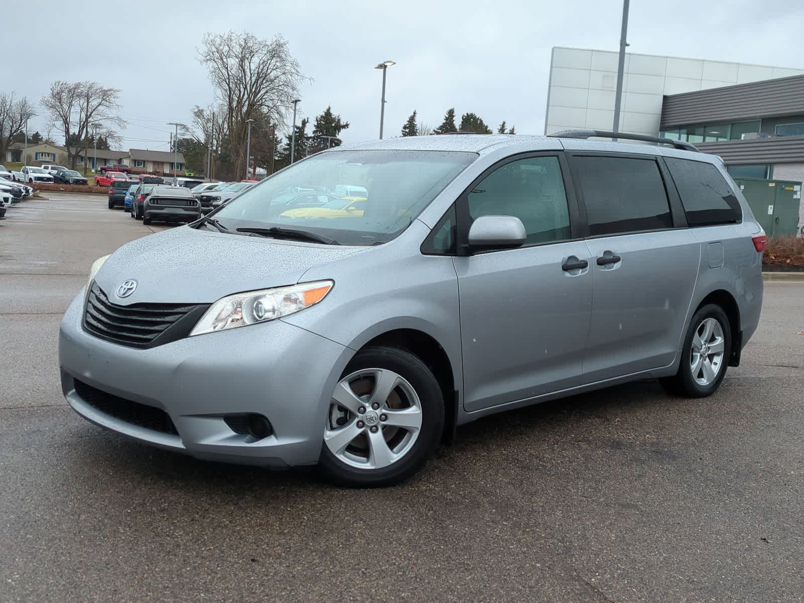 2016 Toyota Sienna L -
                  Waterford, MI