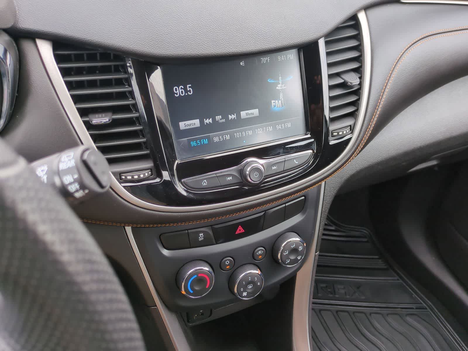 Thumbnail: 2017 Chevrolet Trax - 25