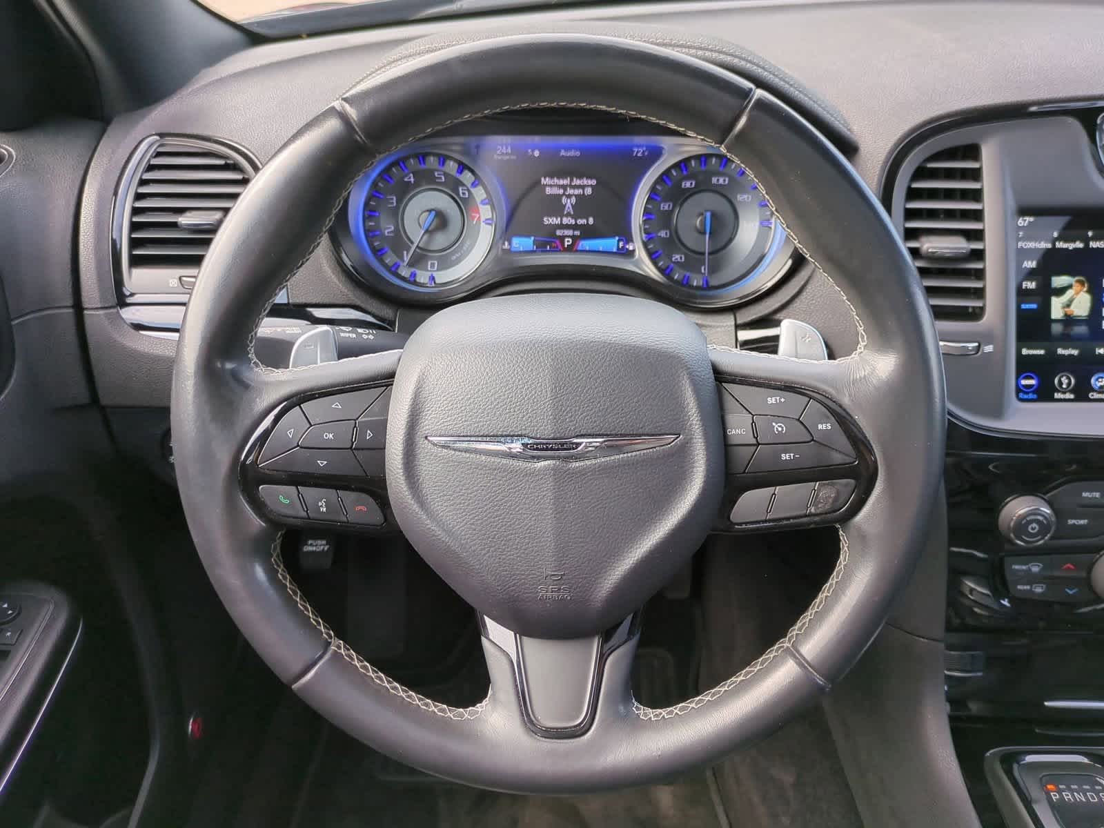 Thumbnail: 2018 Chrysler 300 - 24