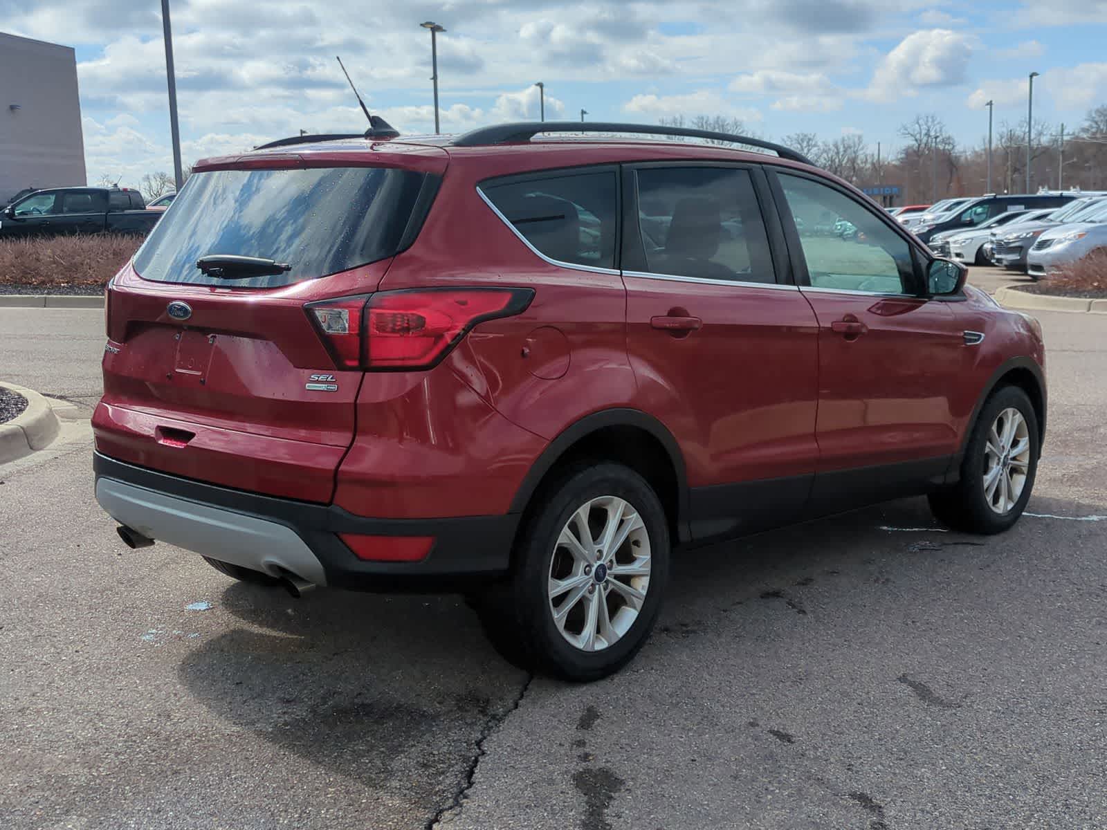 Thumbnail: 2019 Ford Escape - 8