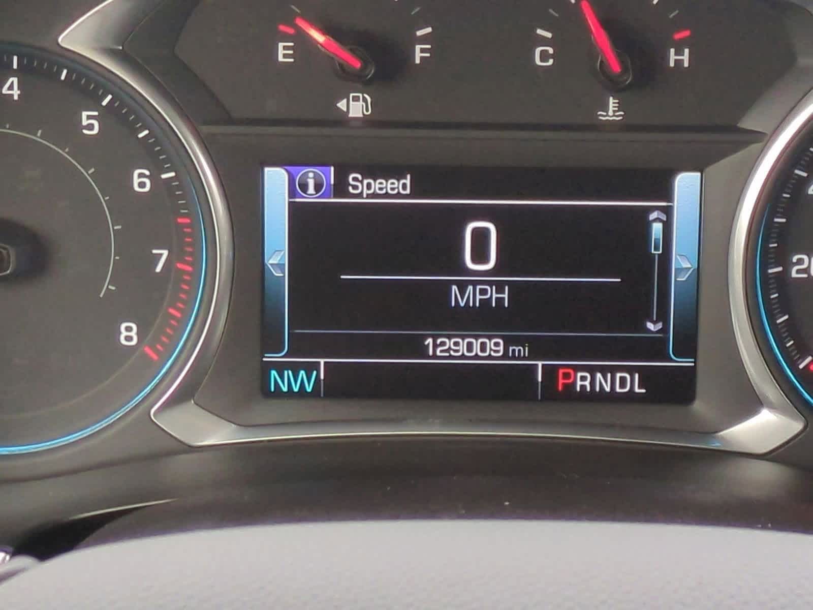 Thumbnail: 2018 Chevrolet Traverse - 34