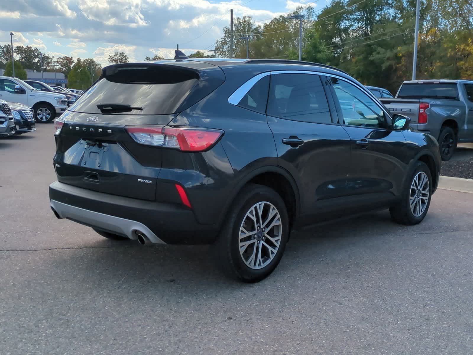 Thumbnail: 2022 Ford Escape - 8