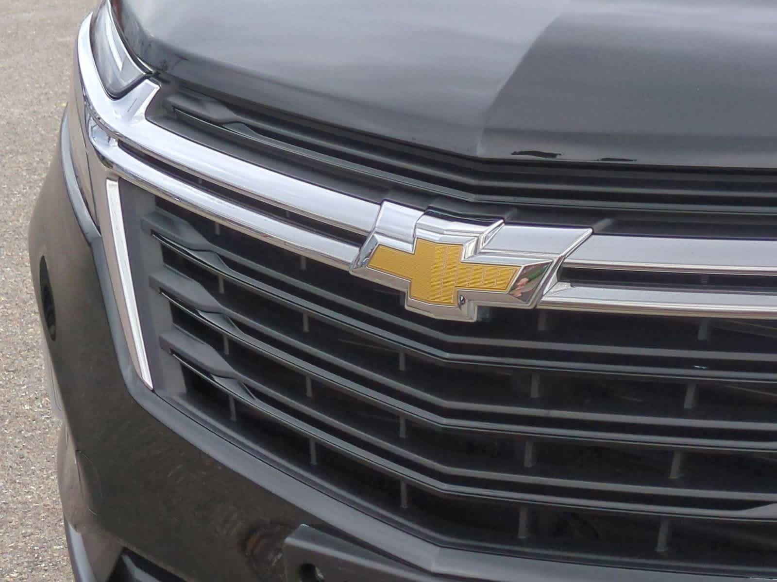 Thumbnail: 2023 Chevrolet Equinox - 12