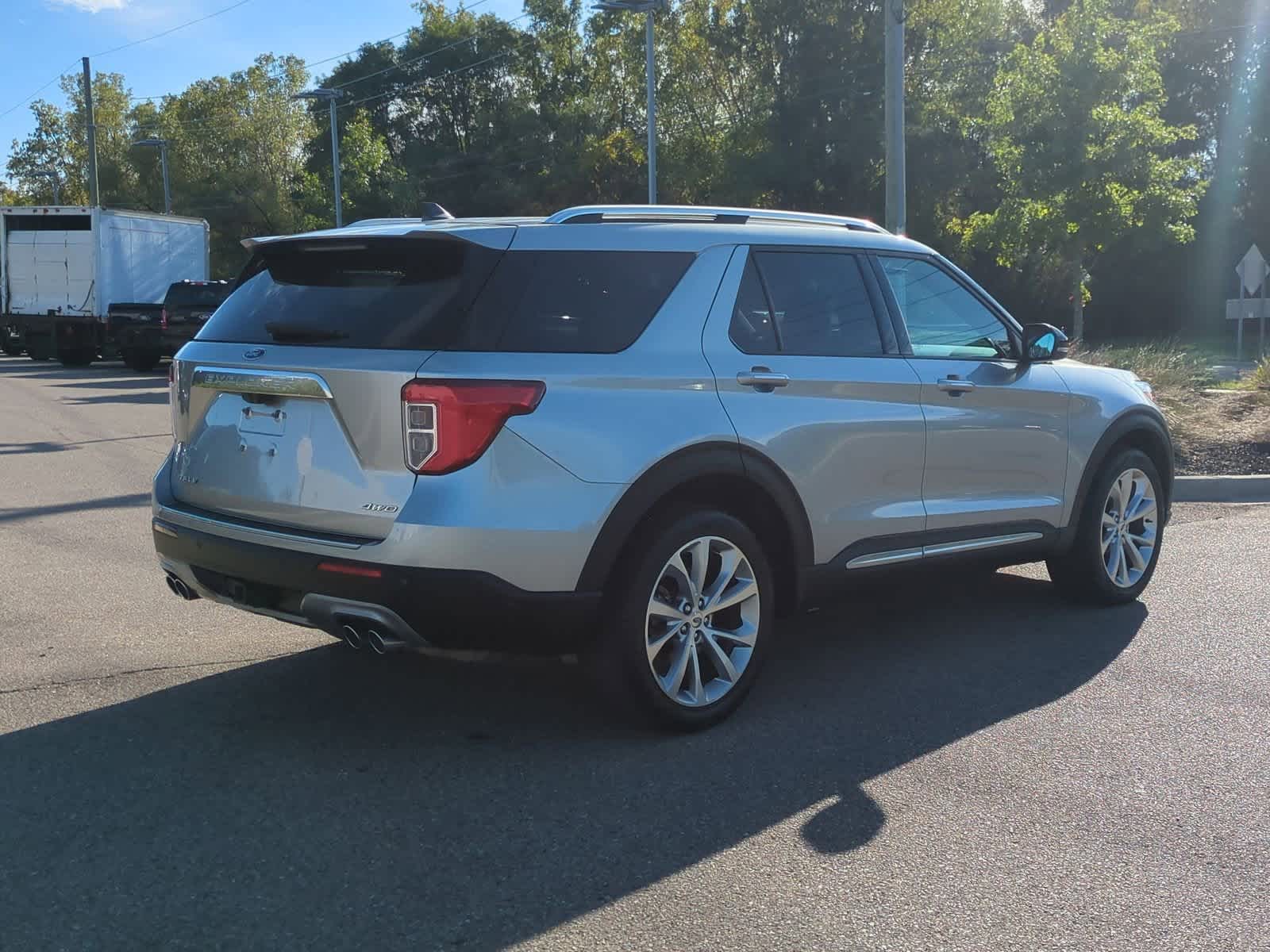 Thumbnail: 2021 Ford Explorer - 8