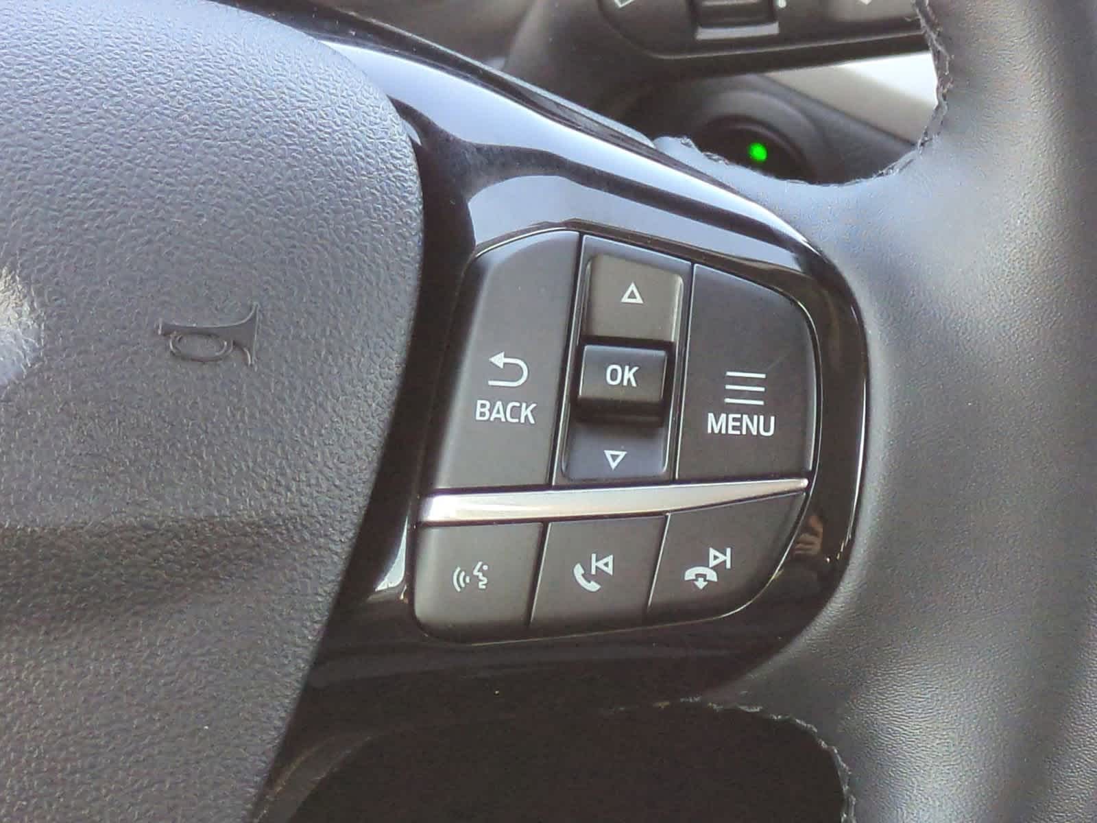 Thumbnail: 2022 Ford Escape - 24