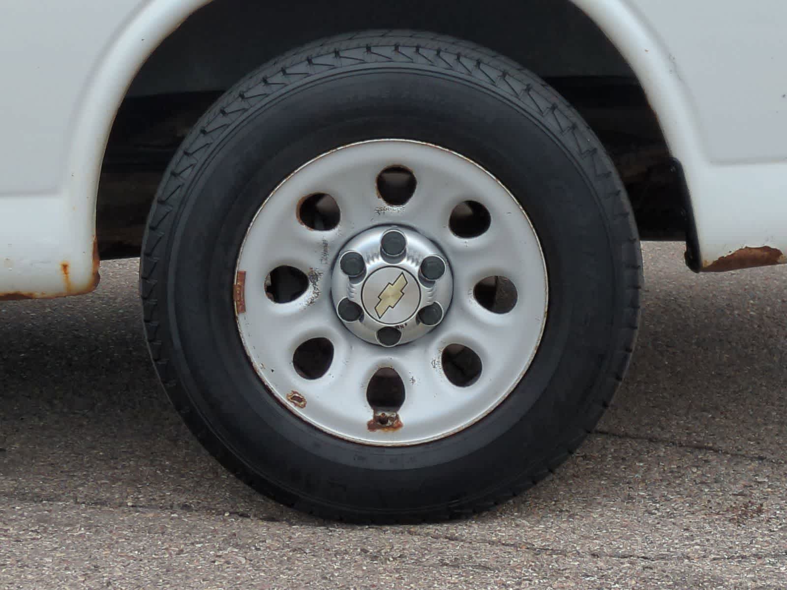 Thumbnail: 2013 Chevrolet Express - 14