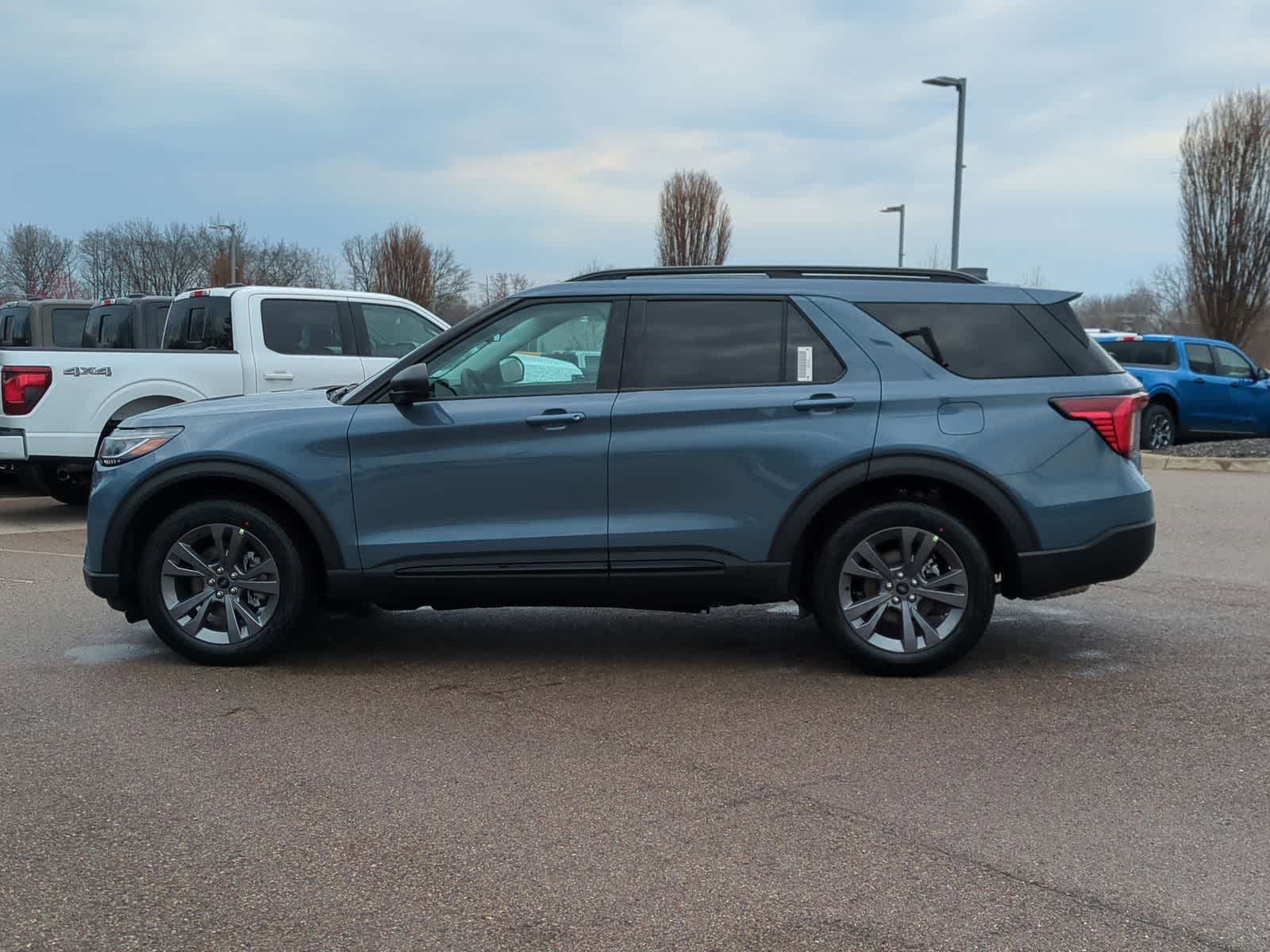 Thumbnail: 2026 Ford Explorer - 5
