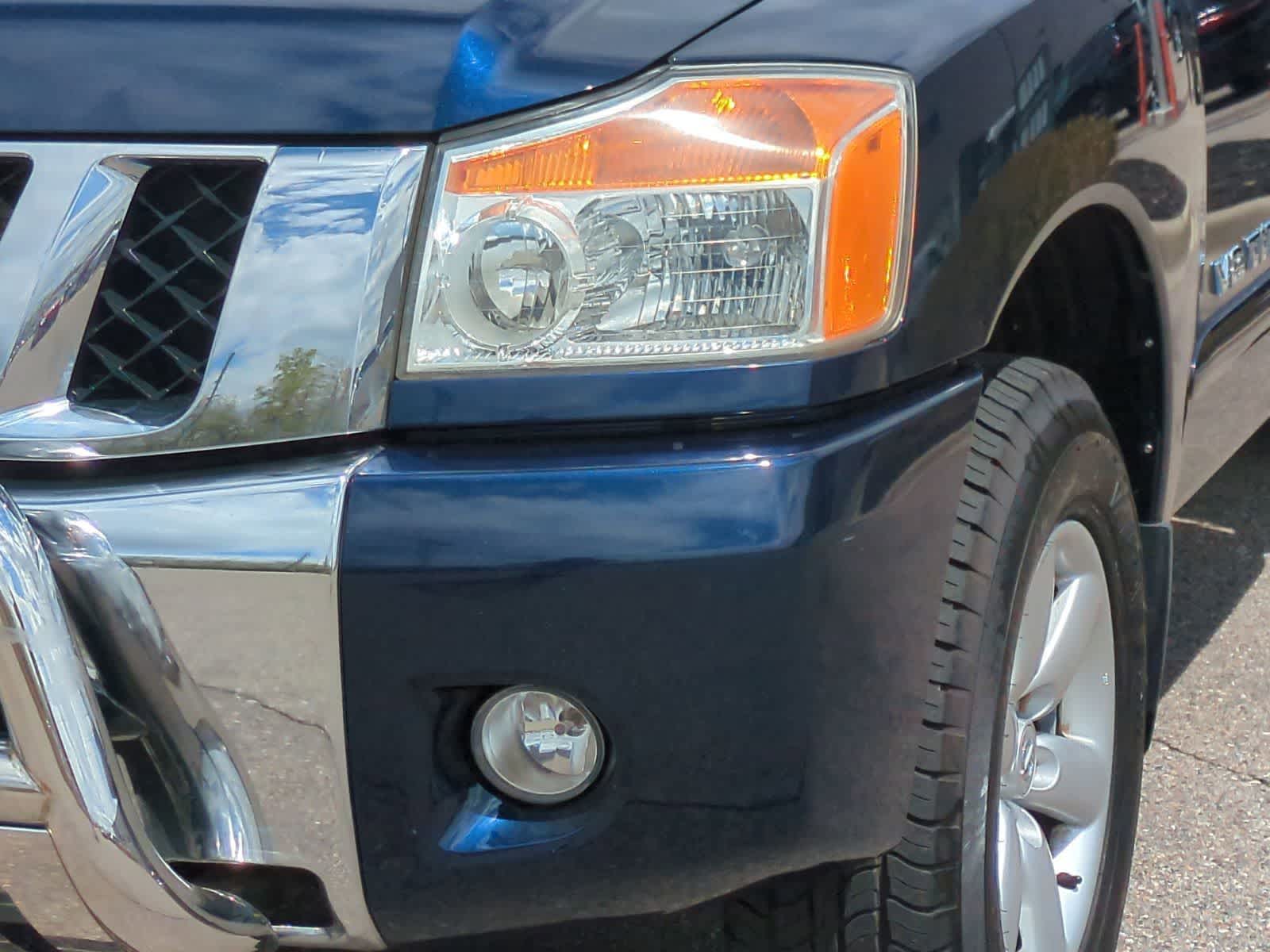 Thumbnail: 2011 Nissan Titan - 11