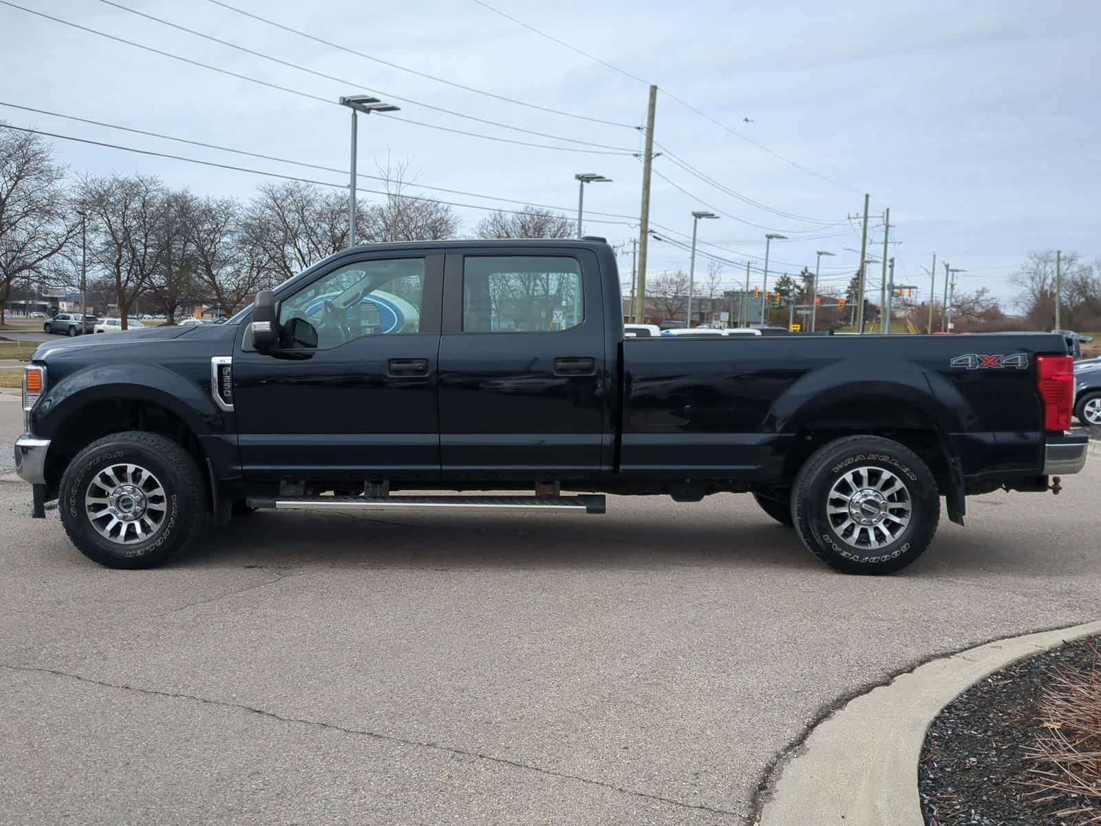 Thumbnail: 2022 Ford Econoline - 5