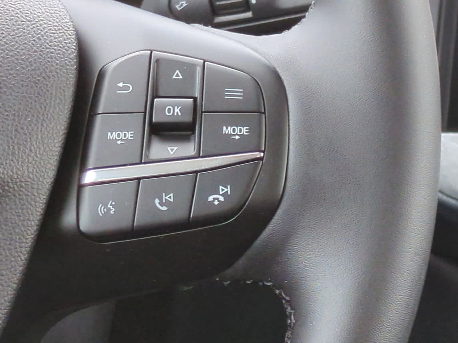 Thumbnail: 2025 Ford Maverick - 24