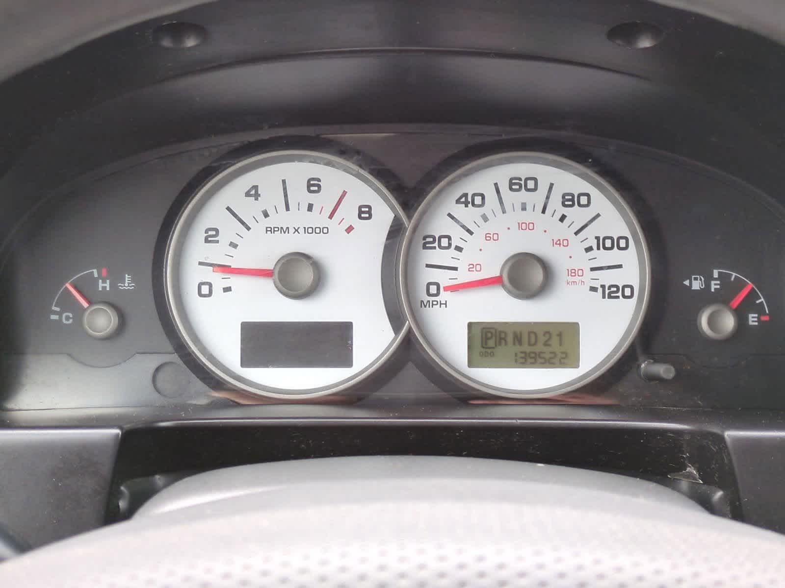 Thumbnail: 2005 Ford Escape - 31