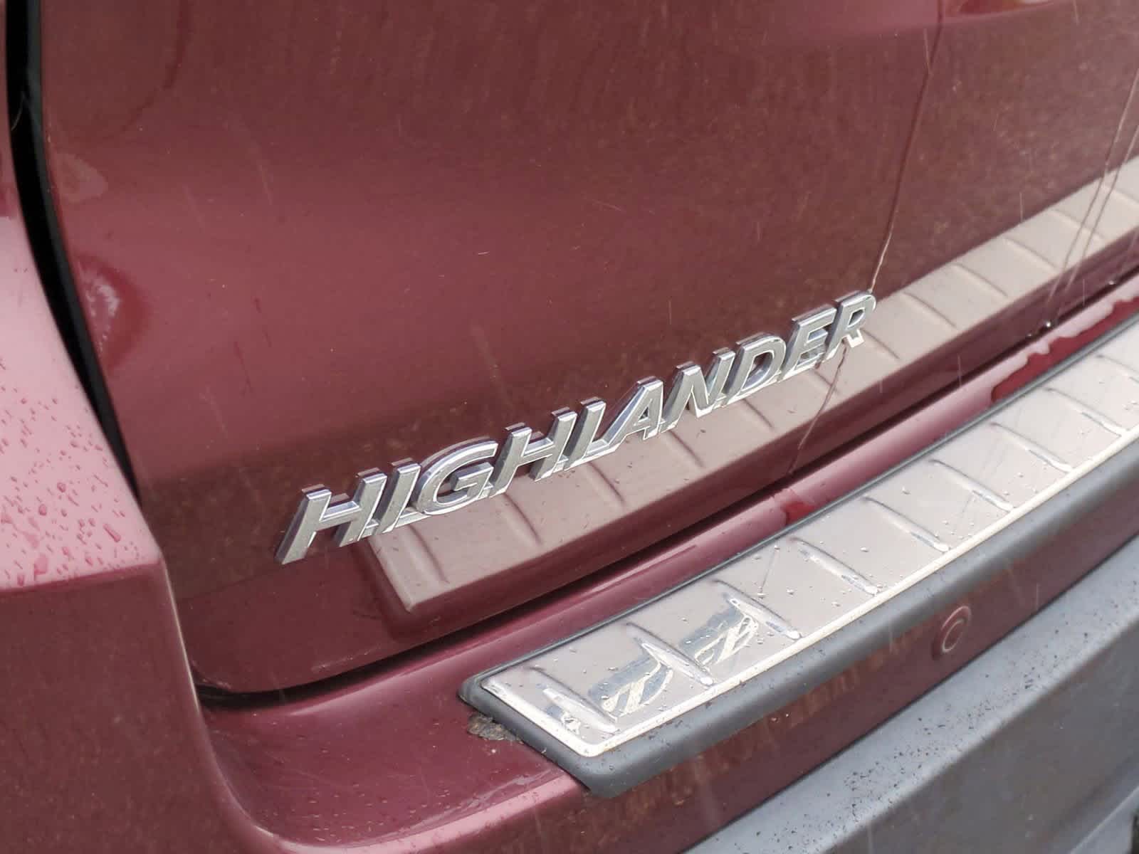 Thumbnail: 2015 Toyota Highlander - 13