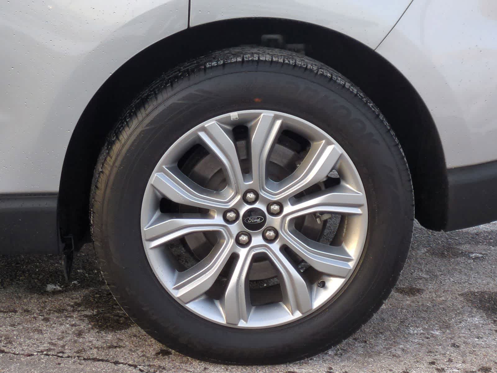 Thumbnail: 2024 Ford Edge - 14