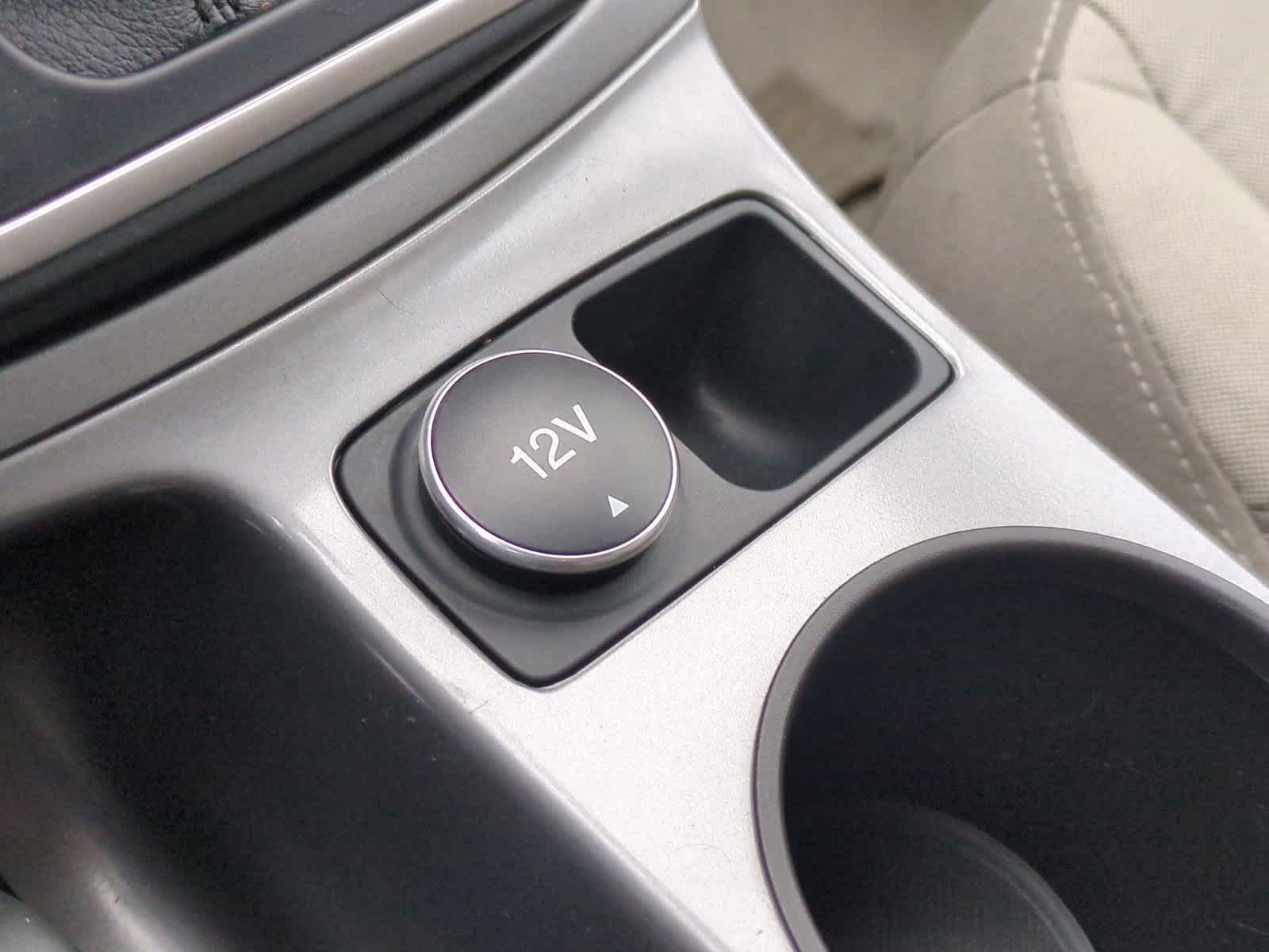 Thumbnail: 2013 Ford Escape - 31