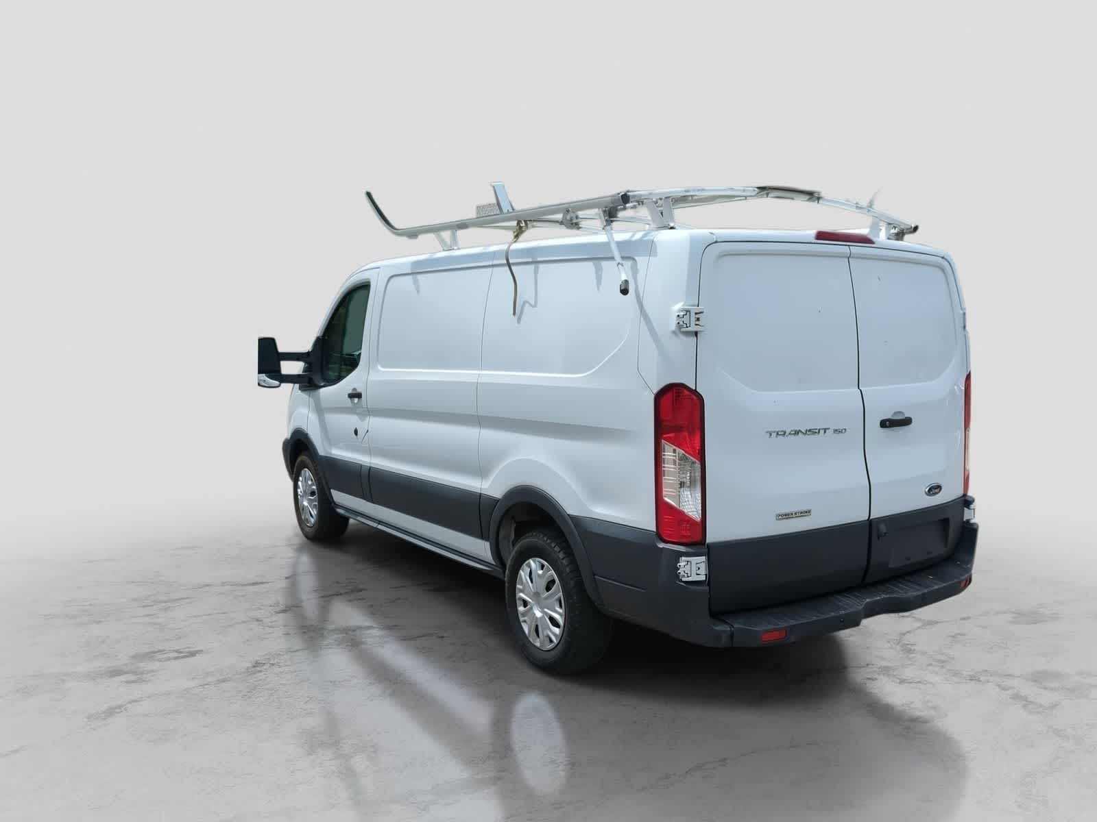 Thumbnail: 2018 Ford Transit Series - 6