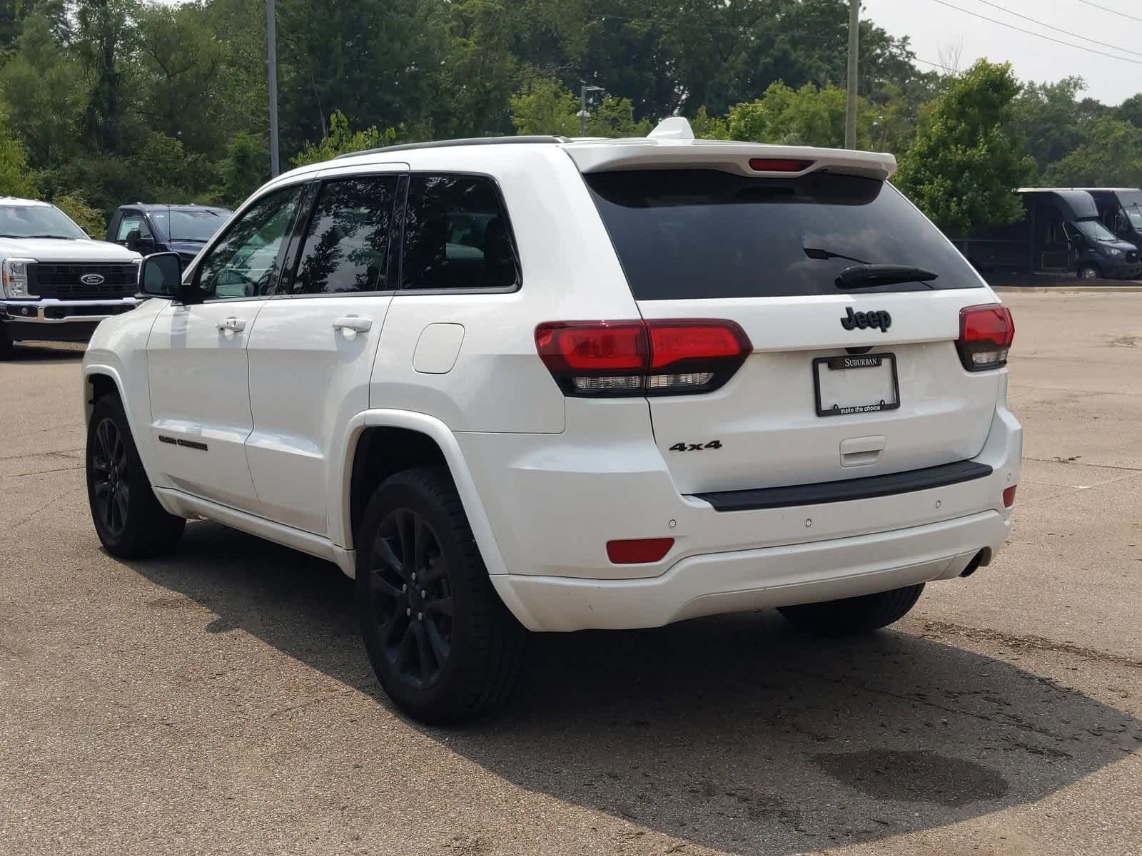 Thumbnail: 2020 Jeep Grand Cherokee - 6
