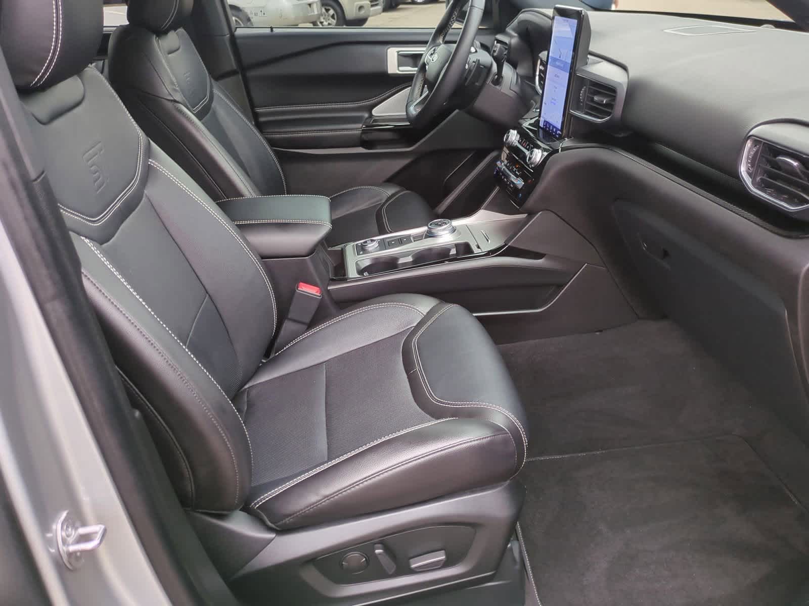 Thumbnail: 2023 Ford Explorer - 21