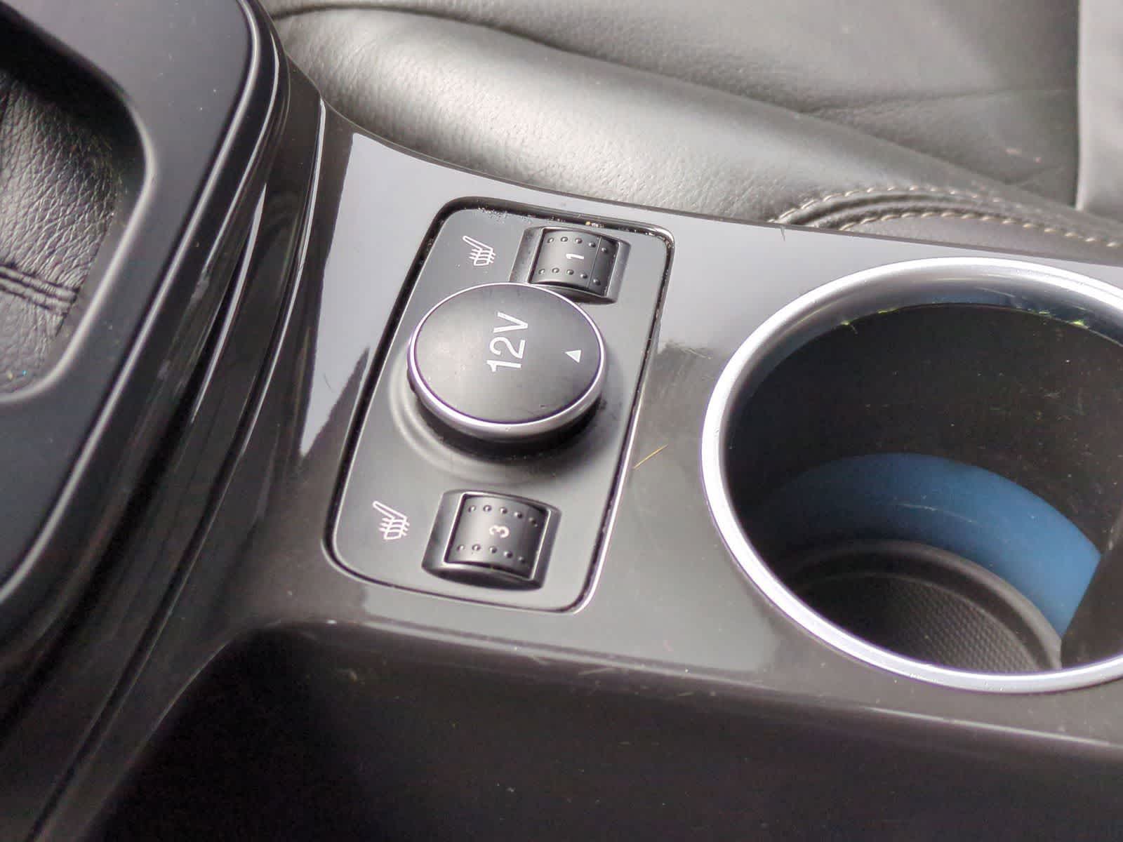 Thumbnail: 2016 Ford Escape - 30